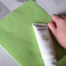 Swatch de Cecili1 : Crème Mains Nourrissante à l'Huile d'Argan, Marilou Bio