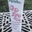 Swatch de Mimmii : Crème Mains Légère Nectar de roses, Melvita