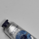 Swatch de osmologie : Crème Mains Karité, L'Occitane