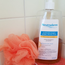 Swatch de BIJOUX1685 : Gel douche surgras dermo-protecteur, Neutraderm