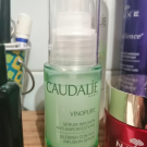Swatch de Pam09 : Vinopure sérum infusion anti imperfections, Caudalie