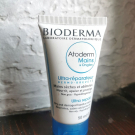 Swatch de MamanGoupil : Crème mains Atoderm, Bioderma