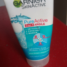 Swatch de Iris21. : Nettoyant Profond 3 en 1 - Pure Active, Garnier