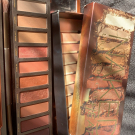 Swatch de Nëphtys : Naked Heat Palette de fards à paupières, Urban Decay