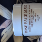 Swatch de MINI03 : Rose Face Mask - Masque à la rose pour le visage, Fresh