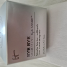 Swatch de Bettyrennes : Confidence in an eye cream, It Cosmetics