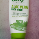 Swatch de Hikari : Aloe Vera Face Wash, Betty's Nature