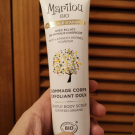 Swatch de thezazabelle : Gommage Corps Exfoliant Doux à l'Huile d'Argan, Marilou Bio