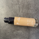 Swatch de MRS.ADB : Fond de teint Peau Parfaite 14h* - Zéro Défaut - Couleurs Nature, Yves Rocher