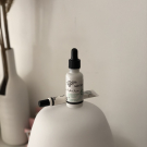 Swatch de Bibi_6 : Sérum Botanique Booster Éclat Anti-Taches - Perfect Pisum, Saeve