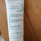 Swatch de Fleur-Rose : Atoderm intensive eye, Bioderma