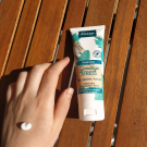 Swatch de Marionhgt : Crème mains Goodbye Stress, Kneipp