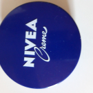 Swatch de les petits trésors d'andivone : Nivea Crème, Nivea