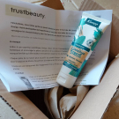 Swatch de Lylyne : Crème mains Goodbye Stress, Kneipp