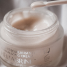 Swatch de Madebybeauties : Crème rééquilibrante au Mélilot bio - Douceur et Protection, Heliabrine