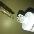 Swatch de Hasnaaa lol : Activateur d'Éclat Fortifiant Quotidien, Dermina