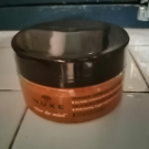 Swatch de Pam09 : Gommage gourmand nourrissant rêve de miel, Nuxe