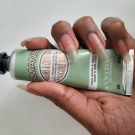 Swatch de OhNailLong : Crème Mains à Croquer Amande, L'Occitane