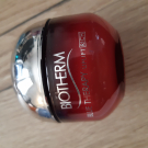 Swatch de bridget90350 : BLUE THERAPY RED ALGAE UPLIFT CRÈME RICHE, Biotherm