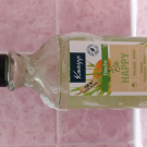 Swatch de mamzelle quinoa : Gel douche Be happy, Kneipp
