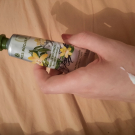 Swatch de kiwi22.ld : Crème mains sensuelle Vanille Bourbon, Yves Rocher