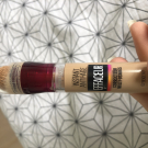 Swatch de Elina_briss : Instant Anti Age l'Effaceur Yeux, Maybelline New York