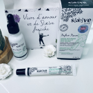 Swatch de Ocefrmt : Sérum Botanique Booster Éclat Anti-Taches - Perfect Pisum, Saeve