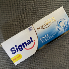 Swatch de MRS.ADB : Dentifrice Intégral 8, Signal