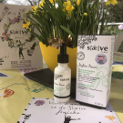 Swatch de Geppy : Sérum Botanique Booster Éclat Anti-Taches - Perfect Pisum, Saeve