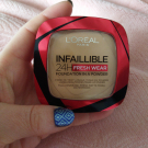 Swatch de Lilymi : Fond de teint infaillible 24 H fresh wear, L'Oréal Paris