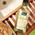 Swatch de Angeliquetesteuse : Gel douche Be happy, Kneipp