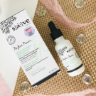 Swatch de Jli03 : Sérum Botanique Booster Éclat Anti-Taches - Perfect Pisum, Saeve