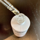 Swatch de Juliette_27 : Activateur d'Éclat Fortifiant Quotidien, Dermina