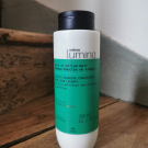 Swatch de Chmicha : Shampooing low poo pour cheveux frisés ou crépus Lumina, Natura Brasil