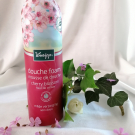 Swatch de Lafamillefeerique : Mousse de douche fleurs de cerisier, Kneipp