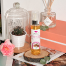 Swatch de It's Blossom Tea : Huile de souchet bio post épilatoire, Emma Noël