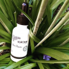 Swatch de Tanya Turner : Sérum Botanique Booster Éclat Anti-Taches - Perfect Pisum, Saeve