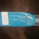 Swatch de attilatyron : Gel Frais Défatiguant Hydratant, Yves Rocher