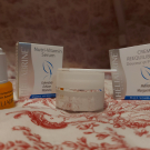 Swatch de l.pellevoisin : Crème rééquilibrante au Mélilot bio - Douceur et Protection, Heliabrine