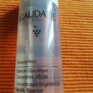 Swatch de Vero02 : Essence Concentrée Éclat, Caudalie