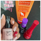 Swatch de Kisscool : Crème mains réparatrices (mains abimées), Mixa