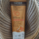 Swatch de christinou : Spray solaire SPF30, Cattier
