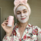 Swatch de Mrskittylaw : MASQUE EN STICK RÉGÉNÉRANT 3 EN 1, La Rosée