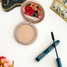 Swatch de aloe2 : Poudre compacte naturelle, Natorigin