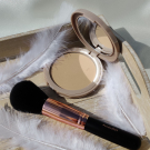 Swatch de dborah.care.beauty : Poudre compacte naturelle, Natorigin