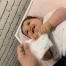 Swatch de Mommymommy_b : 50 Boîtes de 3 lingettes bébés lavables Oekotex et Bio, Le Petit Carré Français