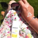 Swatch de Noelilie : Fluide Ultra-Léger SPF50, Dermina