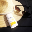 Swatch de Noelilie : Fluide Ultra-Léger SPF50, Dermina