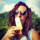 Swatch de Noelilie : Fluide Ultra-Léger SPF50, Dermina