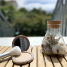 Swatch de  : Poudre compacte naturelle, Natorigin